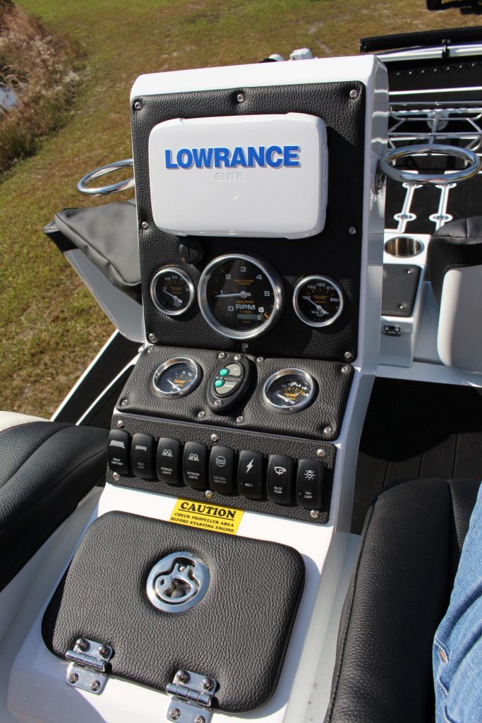 CONTROL CONSOLE 22 – Diamondback Airboats